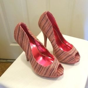 Shoedazzle Peep toe heels